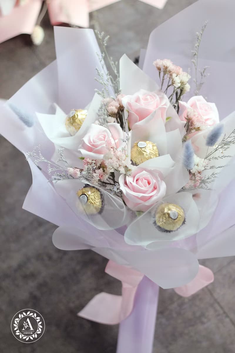 畢業花禮 / 乾燥花系列 / 金莎小花束