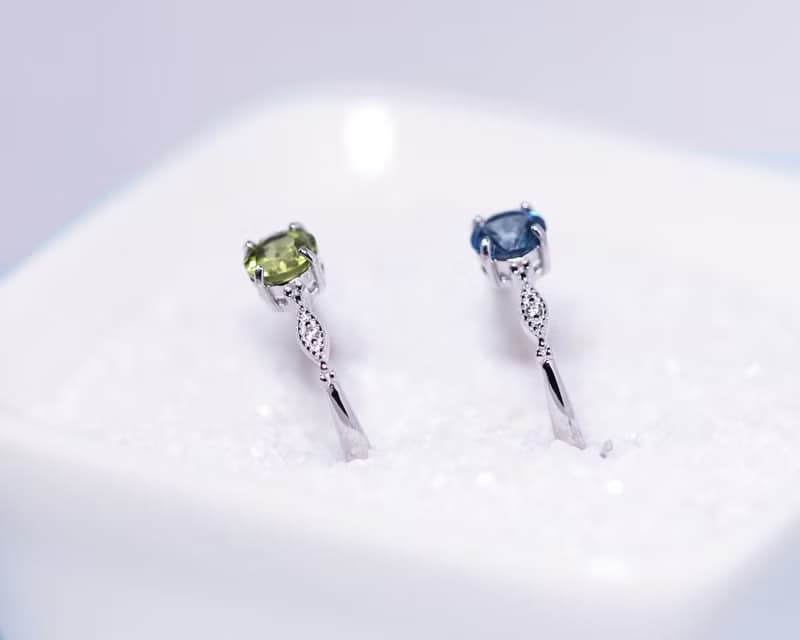 高品質-藍托帕石-橄欖石5mm戒指-可調式-8月11月誕生石