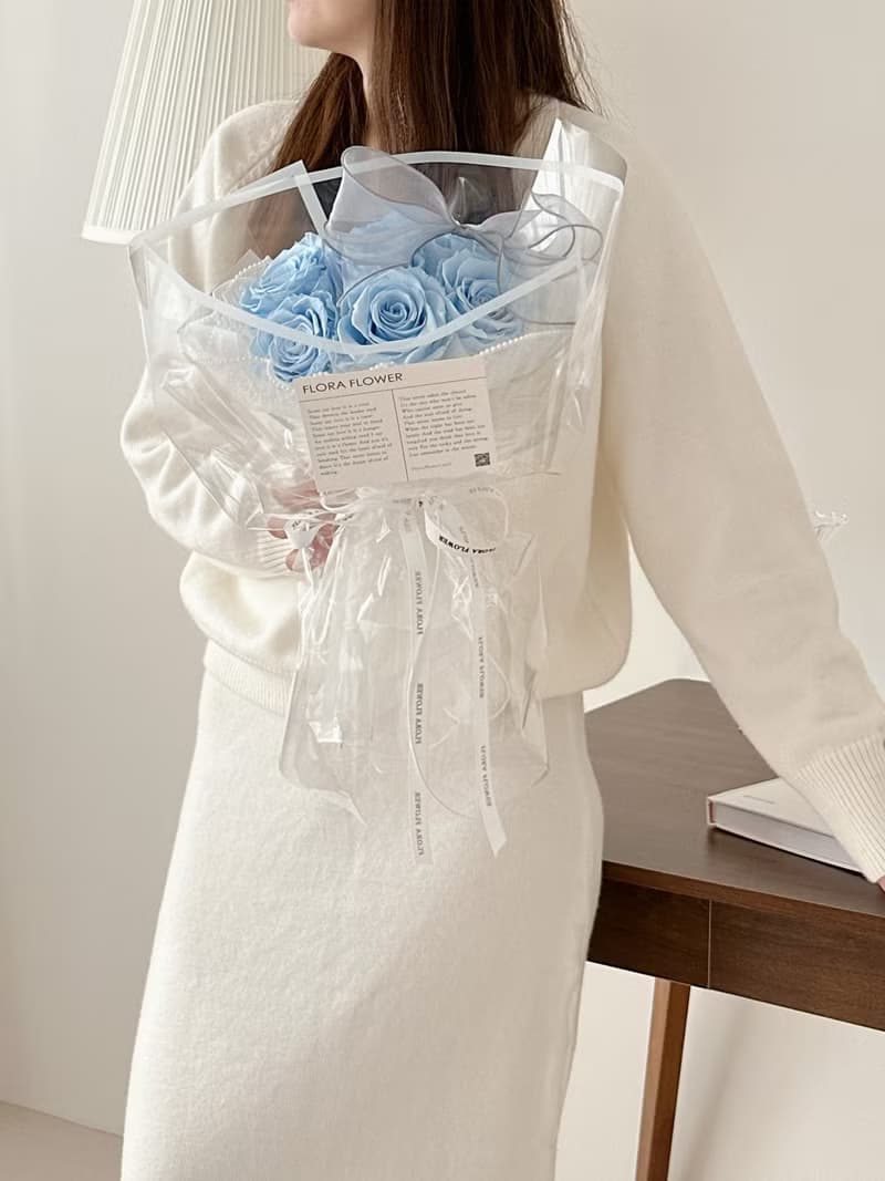 Flora Flower俄羅斯永生花束-奧蘿拉藍