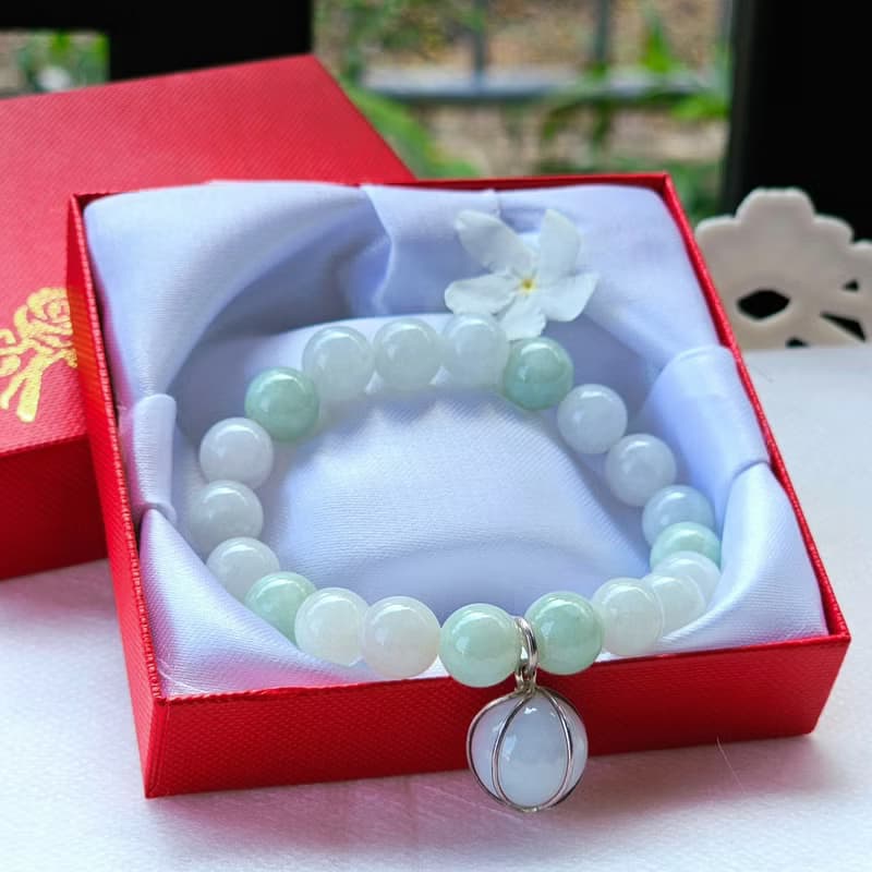 Burmese jade bead bracelet, decorated with white jade pendant, covered with real 925 Silver, natural jade Type A 9.6 mm.