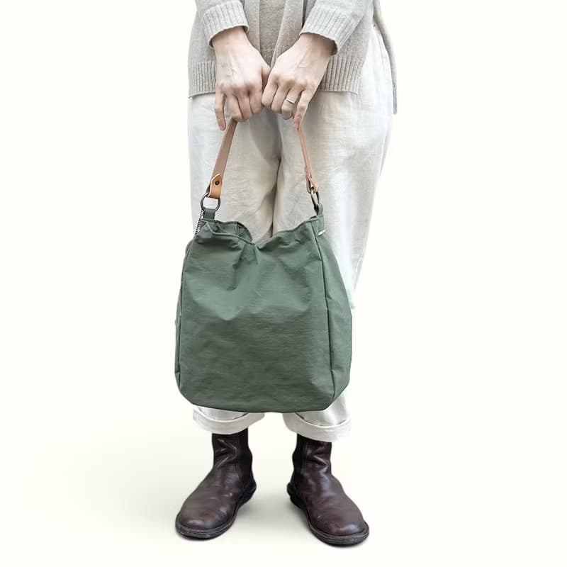 BALON　オリーブ　KONBU　撥水加工ナイロン素材セミショルダーバッグ　受注製作