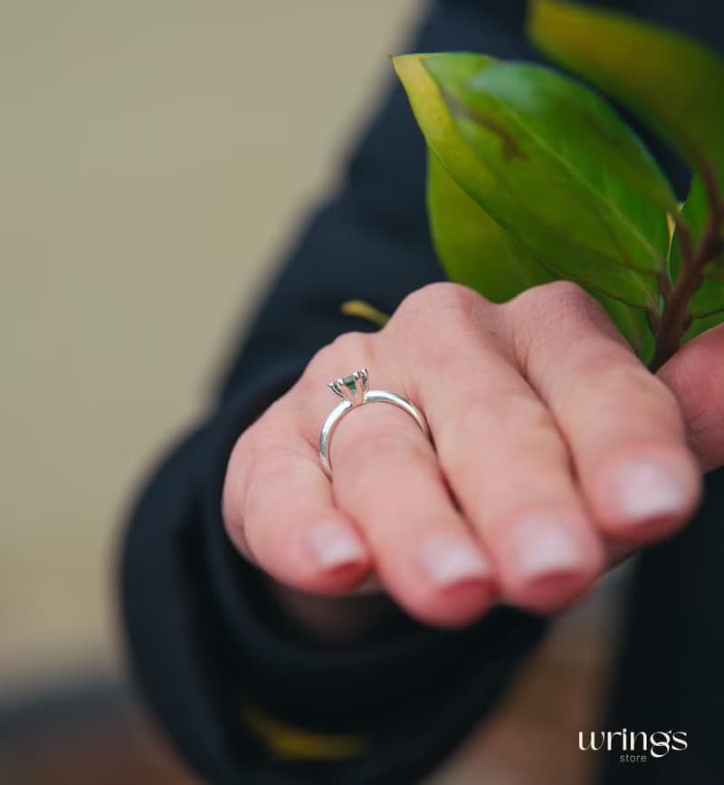Prong Solitaire Round Green Quartz Silver Engagement Ring for Women Custom Gem