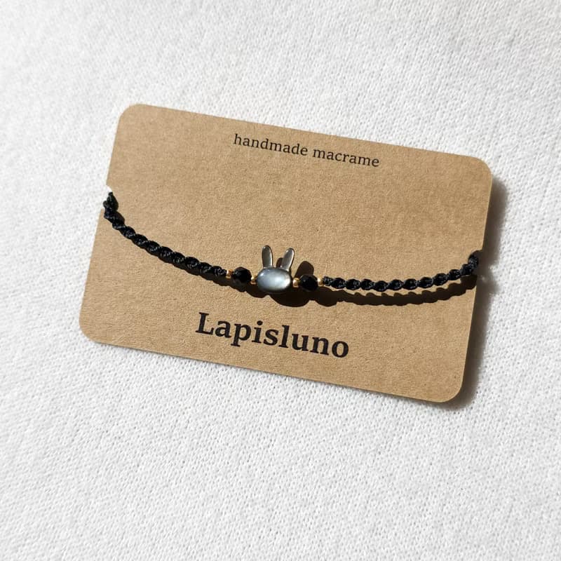 Black Rabbit Mother-of-pearl Onyx Macrame Knot Bracelet