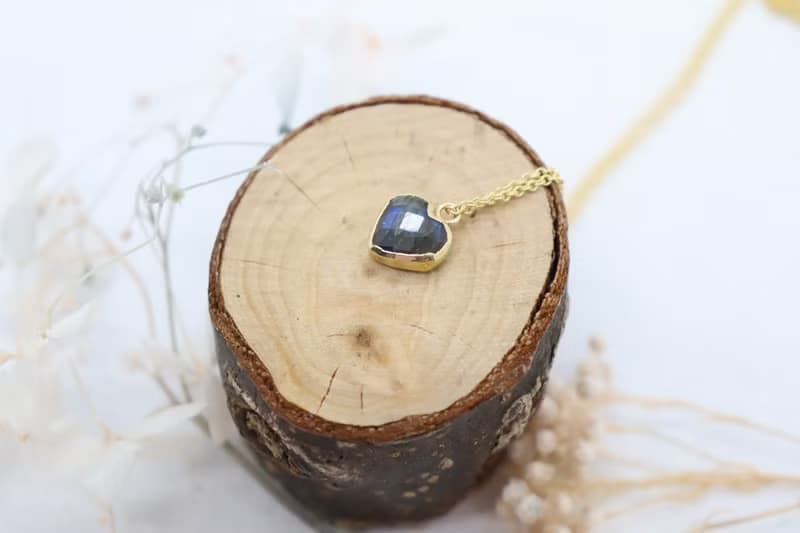 Adorable Gemstone Necklace for Boho Babes Handcrafted Sparkling Gemstone Heart