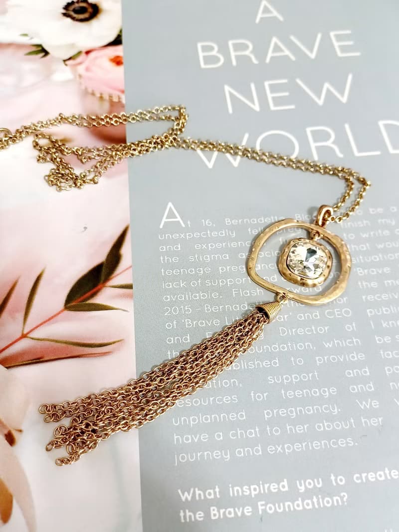 vintage jewelry 金色迴型萊茵流蘇長項鍊