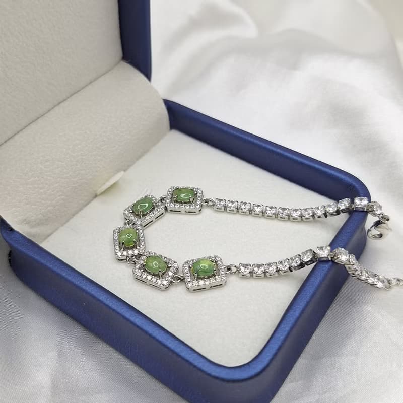 草原綠起光蛋面鑲嵌手鍊 | 天然緬甸玉A貨翡翠