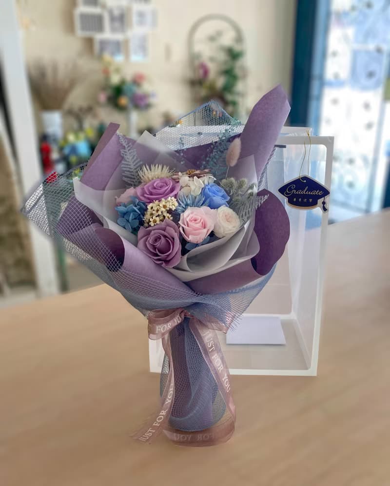 永生玫瑰花束 畢業花束 情人節花束 韓式花束 祝賀 禮物