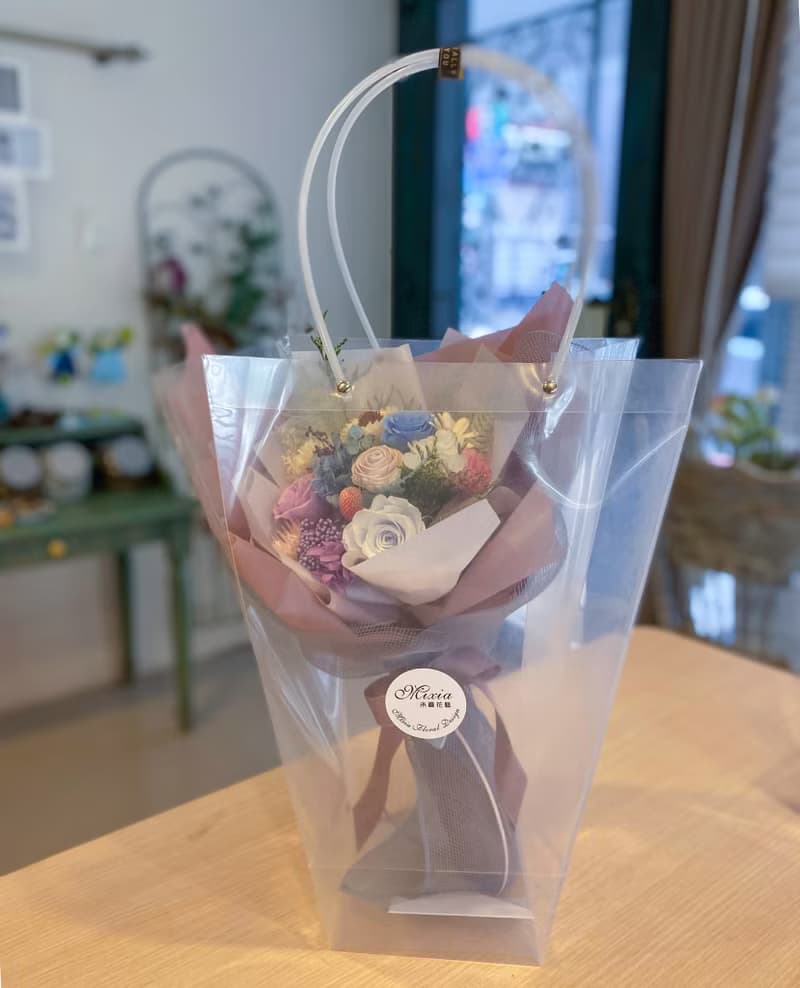 永生玫瑰花束 畢業花束 情人節花束 韓式花束 祝賀 禮物