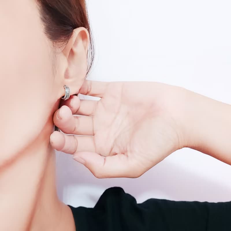 聖誕 交換禮物復古風編織925純銀耳環 V花紋邊設計 (禮盒裝)