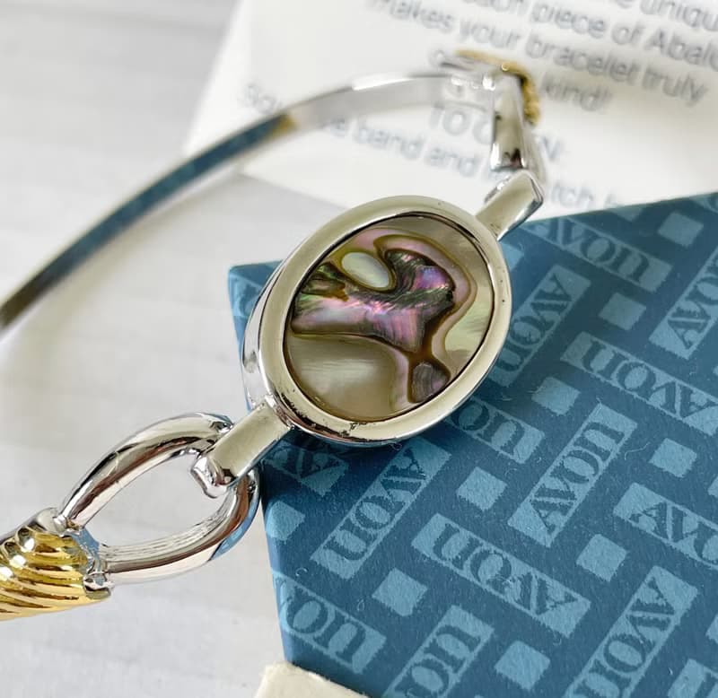 古董銀色人造貝殼手環 1976 AVON 有原裝盒 BR119