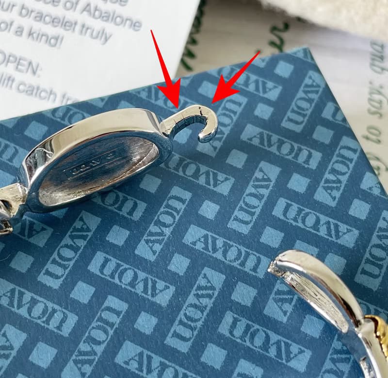 古董銀色人造貝殼手環 1976 AVON 有原裝盒 BR119