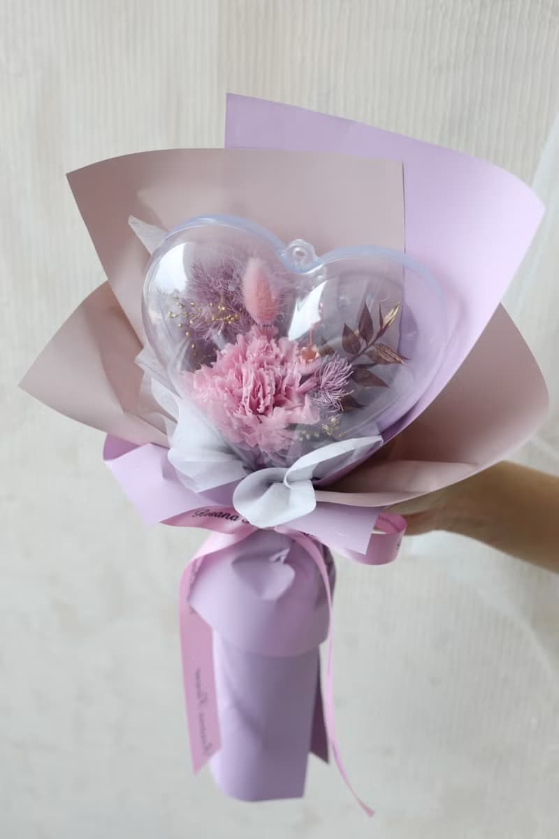 愛心泡泡永生康乃馨花束 3色