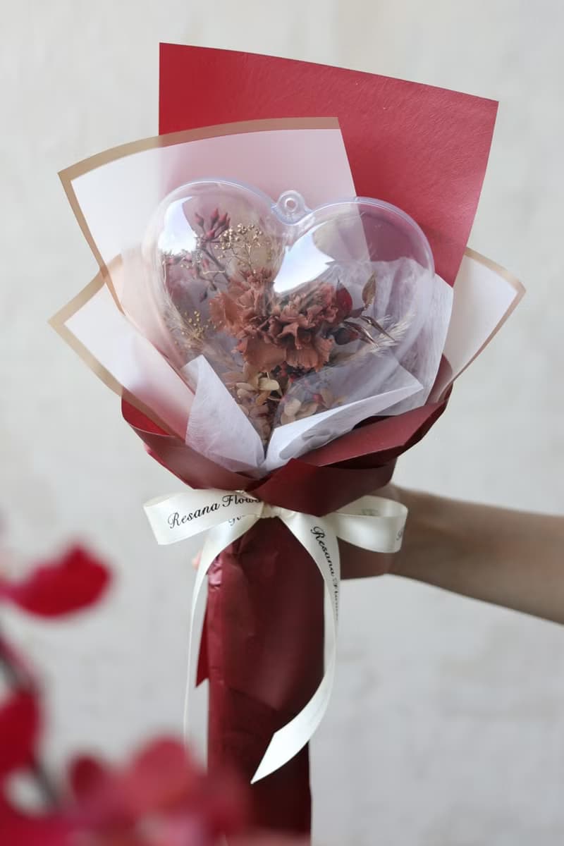 愛心泡泡永生康乃馨花束 3色