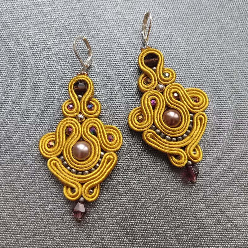 金耳環 Long earrings, beaded earrings, soutache embroidery