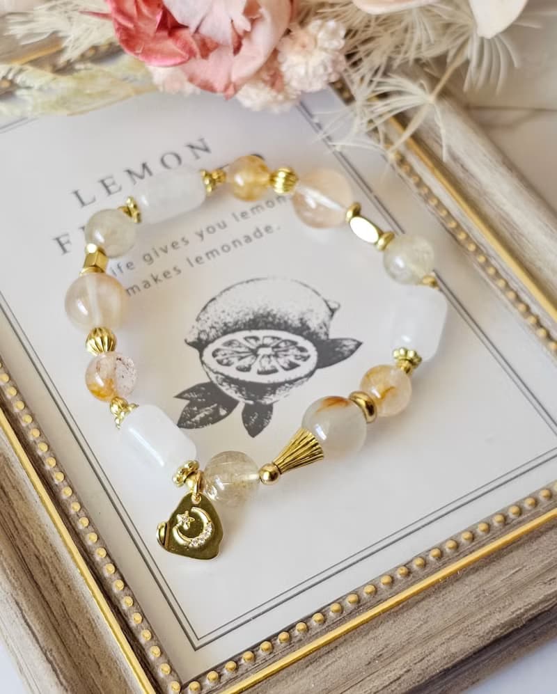 曦羽-黃銅配件款/黃兔毛/黃膠花水晶/白幽靈/鈦晶/招財水晶手鍊