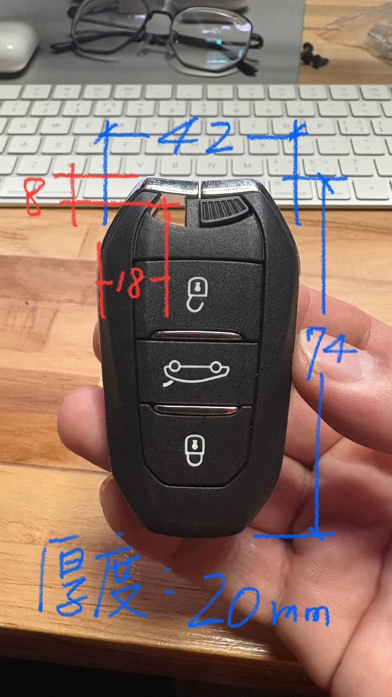 Chih Wei專屬賣場 經典磨砂植鞣牛皮汽車遙控器鑰匙包-磨砂黑