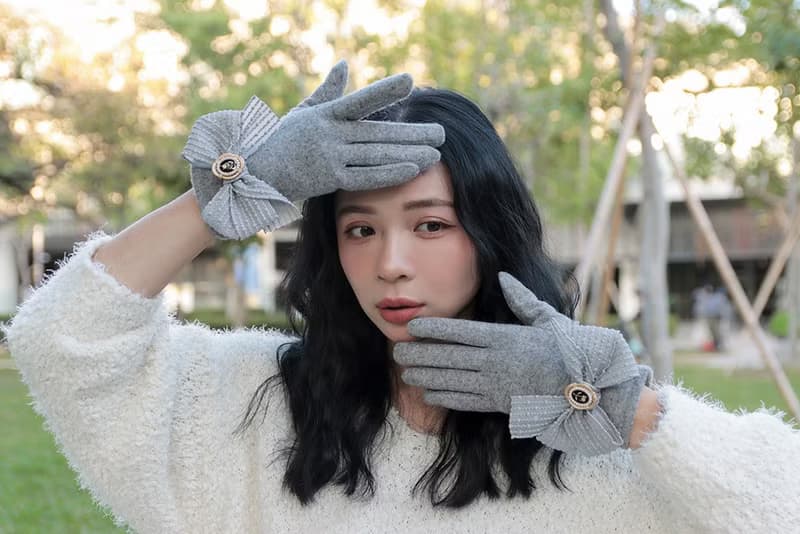 unni花香引蝶羊毛手套(禦寒.保暖.) 保暖 禦寒 絨毛 擋風 gloves