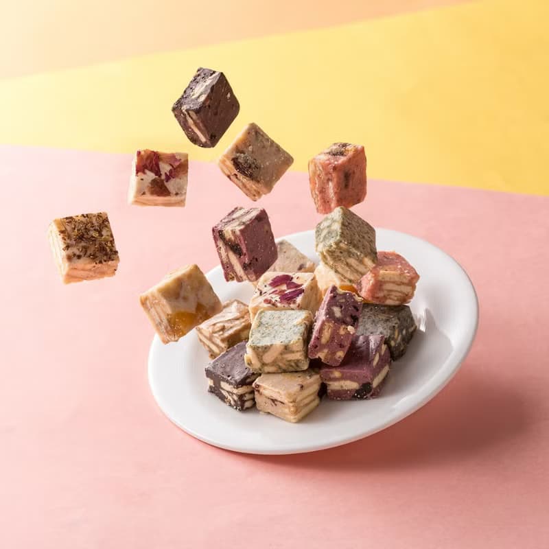 【情人節禮物】雪Q餅禮盒 中禮盒 / 辦公室零食 / 迷你磚 / 300克