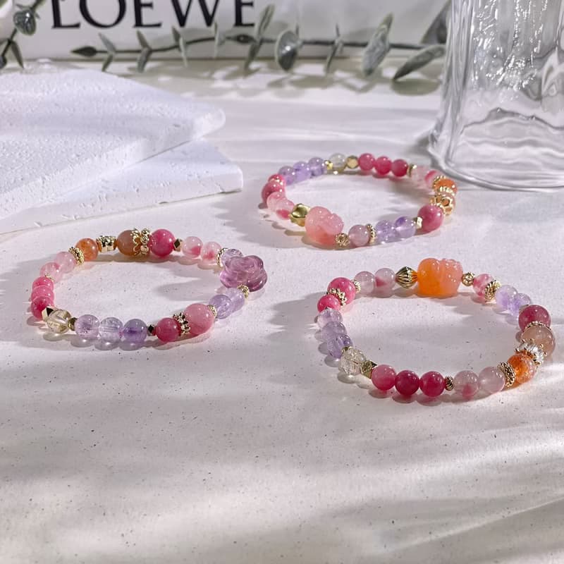 花間的庇護  螢石玫瑰 | 薔薇輝石 | 太陽石 | 水晶手鍊 A01-3