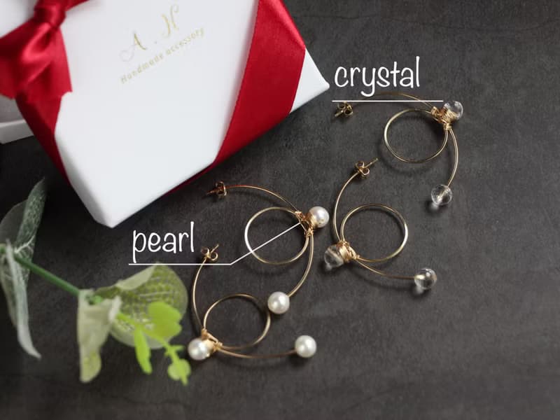 14kgf- UZU pierced earrings  (pearl or crystal)