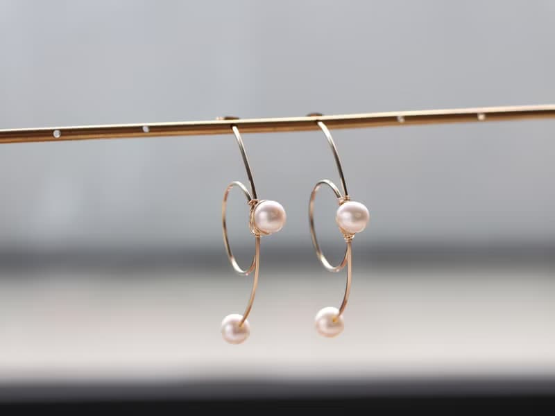 14kgf- UZU pierced earrings  (pearl or crystal)