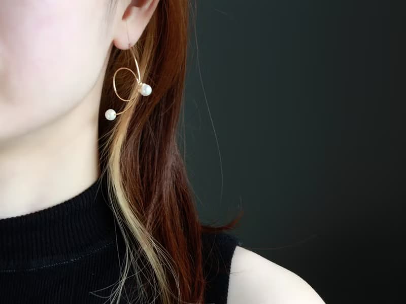 14kgf- UZU pierced earrings  (pearl or crystal)