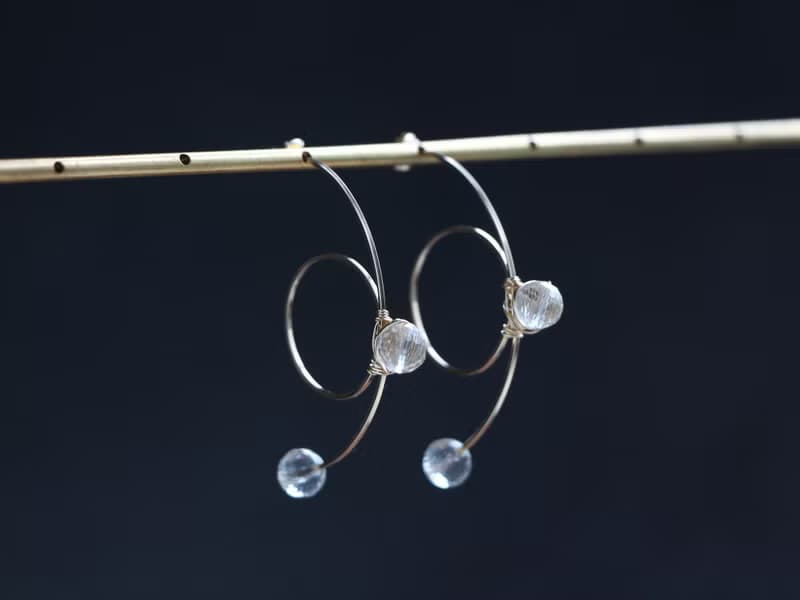 14kgf- UZU pierced earrings  (pearl or crystal)