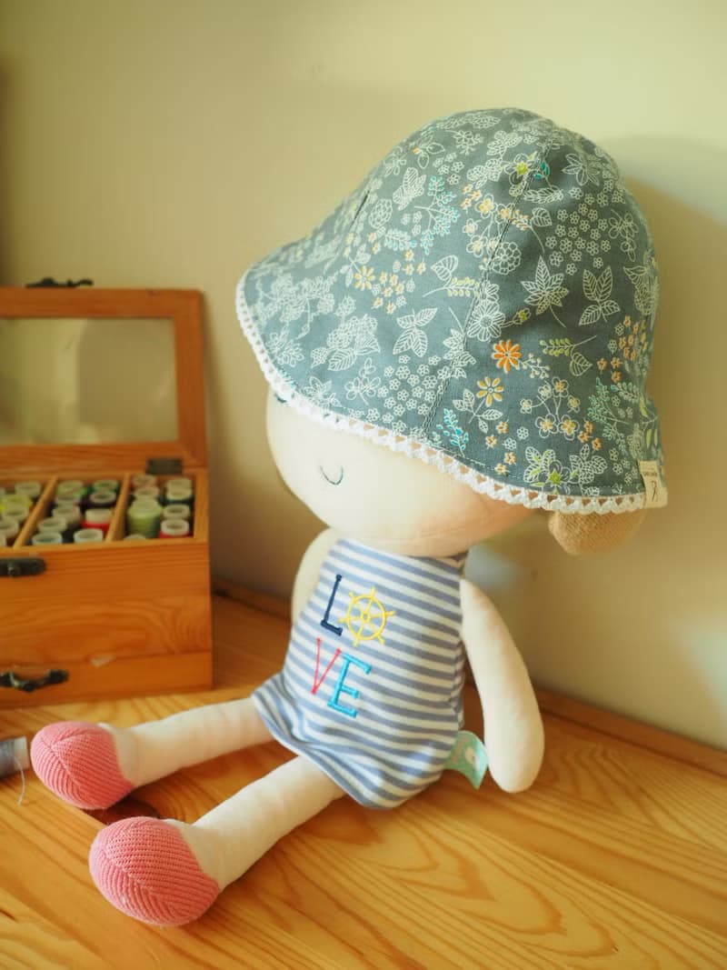 手作雙面粉藍碎花防風防曬帽子 適合嬰兒小孩成人