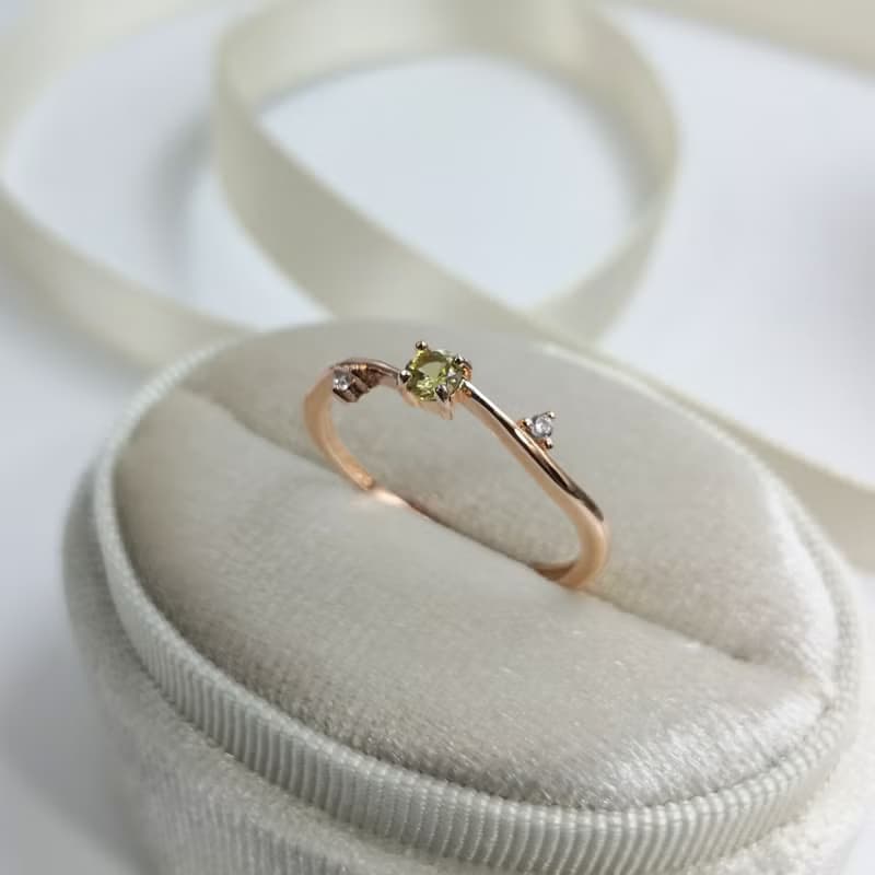 天然馬里石榴石 黃綠光澤 柔美戒台設計 純銀戒 尾戒 疊帶 禮物