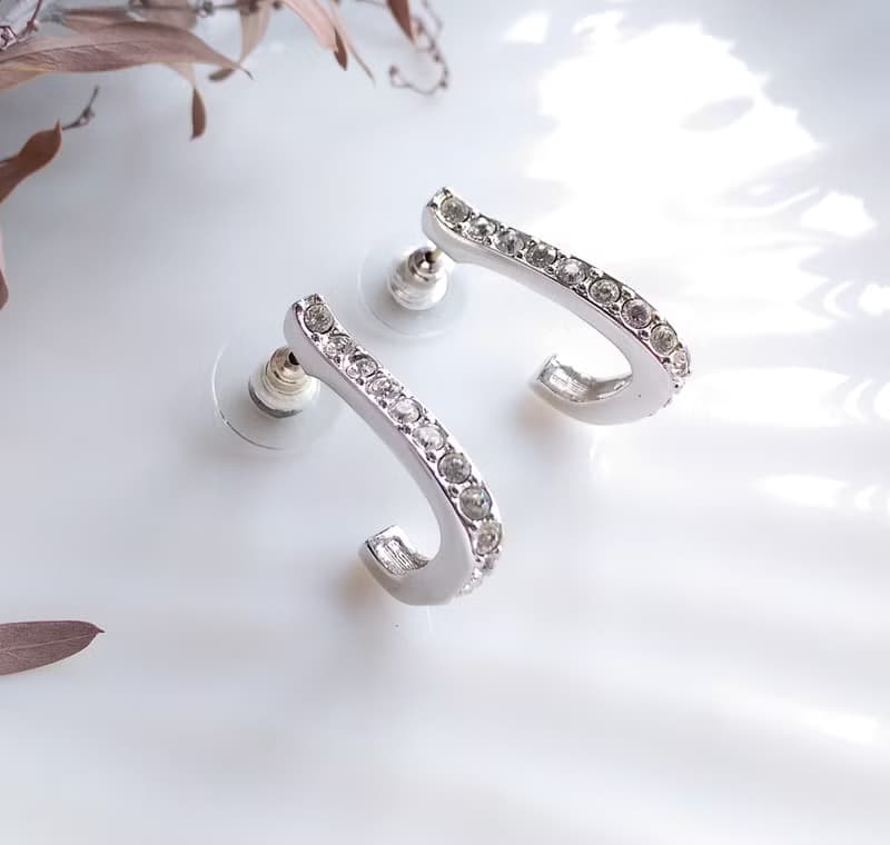 Vintage Jewelry 西洋古董飾品 細緻 銀色調 排鑽 L圈 針式耳環