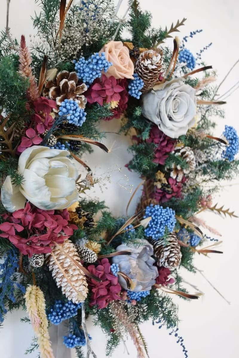 永生雪松玫瑰果實聖誕花圈