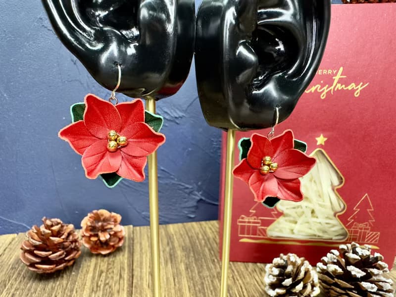 【聖誕禮物】皮革聖誕花耳環│純銀耳鈎│耳針│鍍銀耳夾款式