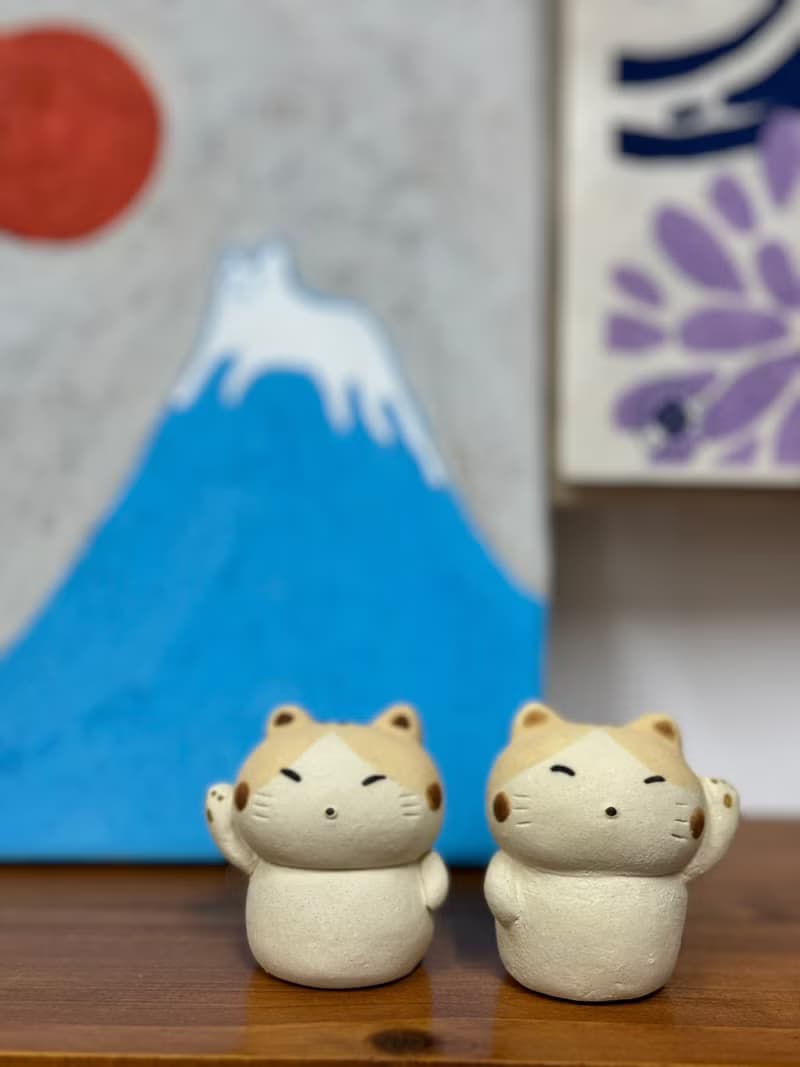 迷你陶瓷虎紋招財貓