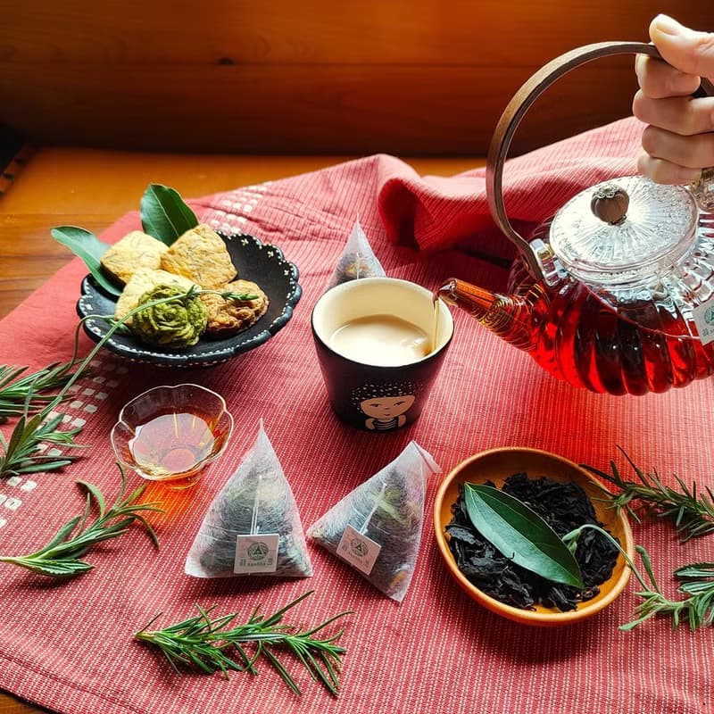 花茶+紅茶組盒-15款茶包禮盒-6包無咖啡因花草茶+9包香草紅茶