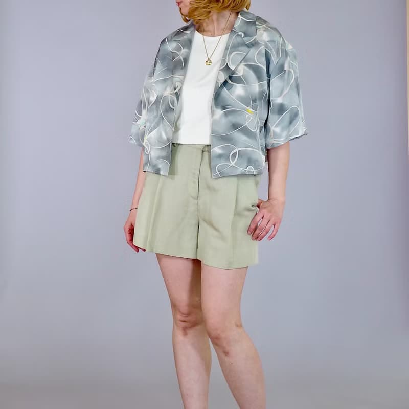 【日本製造】日本復古和服翻版、短款襯衫女式 M-L、絲綢、蝴蝶