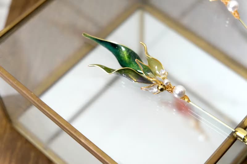 胸針&髮夾水晶花_銀樺葉(綠/粉)_光點飾品