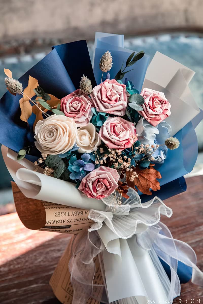 藍色花束/鈔票花束/鈔票玫瑰花束/有錢花/錢花束/生日禮物/情人節