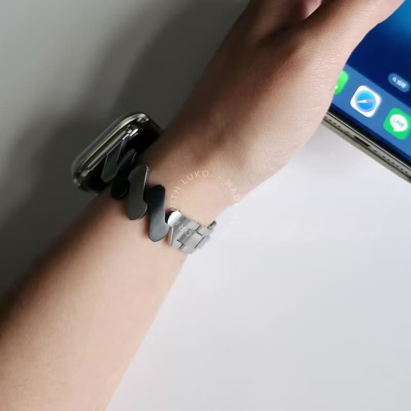 Apple Watch 一字撞色霧面不鏽鋼錶帶