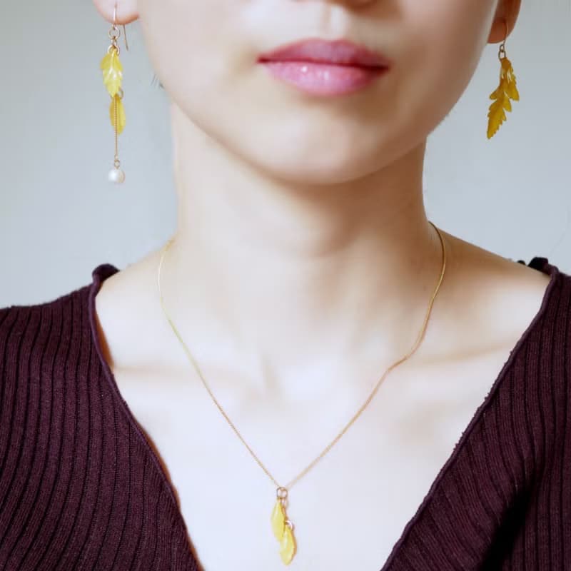 秋の葉jewelryピアスorイヤリング