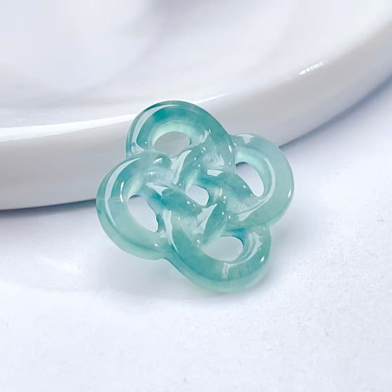 【結‧緣】冰藍水翡翠吉祥結吊飾 | 天然玉翡翠A貨 | 送禮