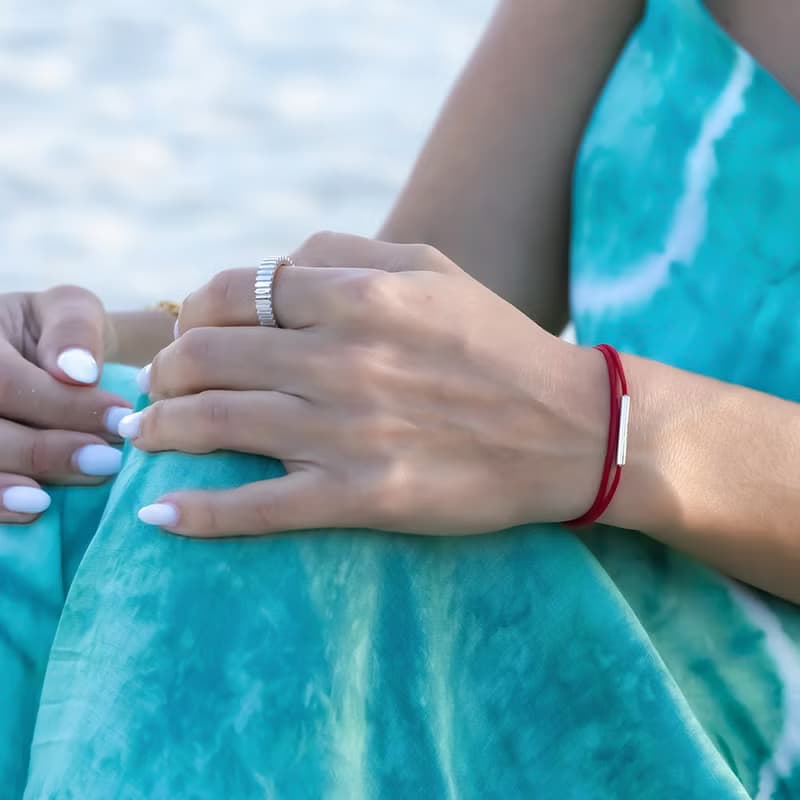 LA LIGNE DOUBLE STRING BRACELET RED
