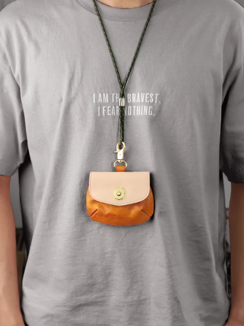 優質植鞣牛皮零錢包 萬用收納包 可掛脖