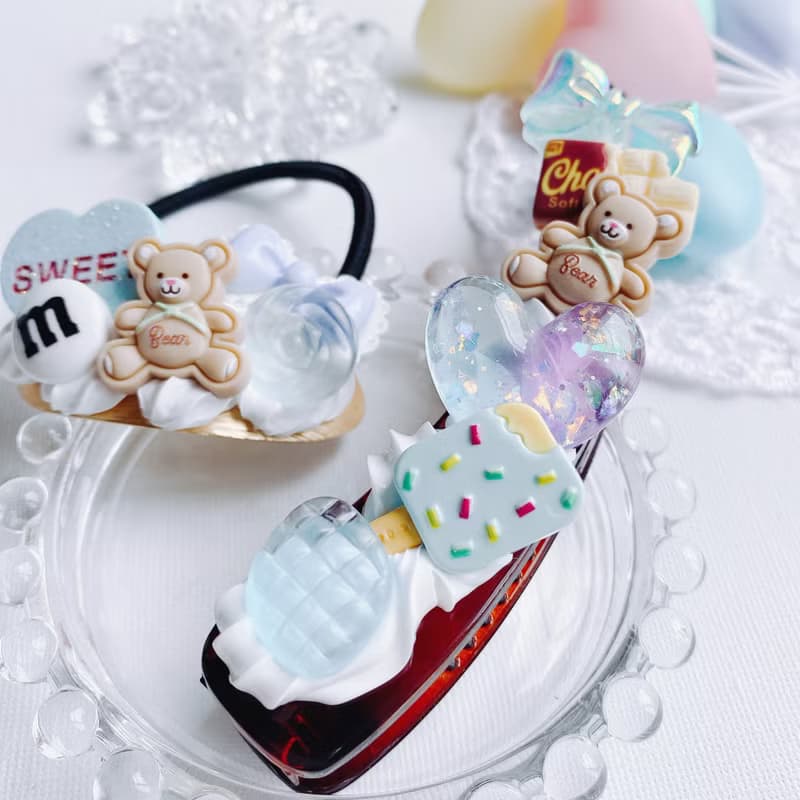 お菓子のバナナクリップ&ヘアゴム   スイーツデコ  フェイクスイーツ