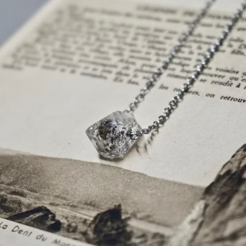 ll 原礦赫基蒙水晶項鍊 ll Herkimer Diamond 316L醫療鋼短項鍊