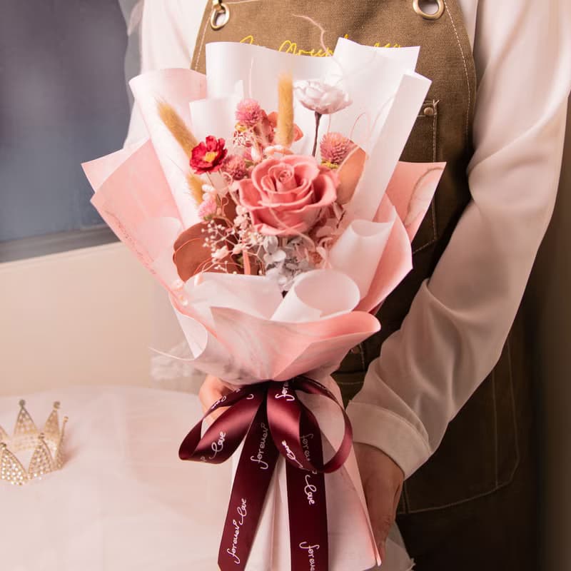 【草莓牛奶】乾燥花 永生花花束 小花束 / 生日 告白 情人節