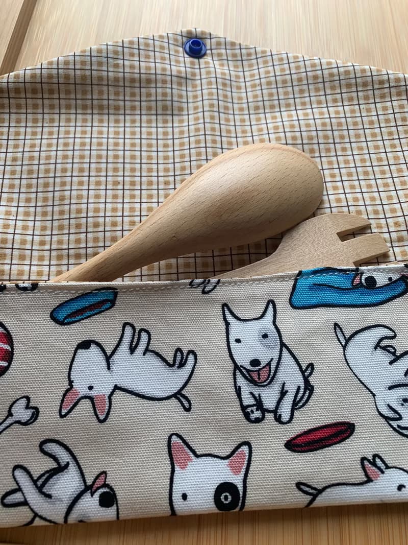 文青風環保筷袋 家有Q狗兒 米白底 手作餐具袋.交換禮物.