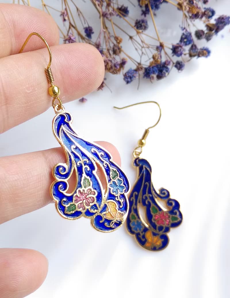 Vintage Jewelry 西洋古董飾品 飄逸羽 景泰藍 耳勾 針式耳環