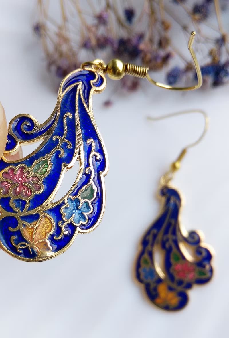 Vintage Jewelry 西洋古董飾品 飄逸羽 景泰藍 耳勾 針式耳環