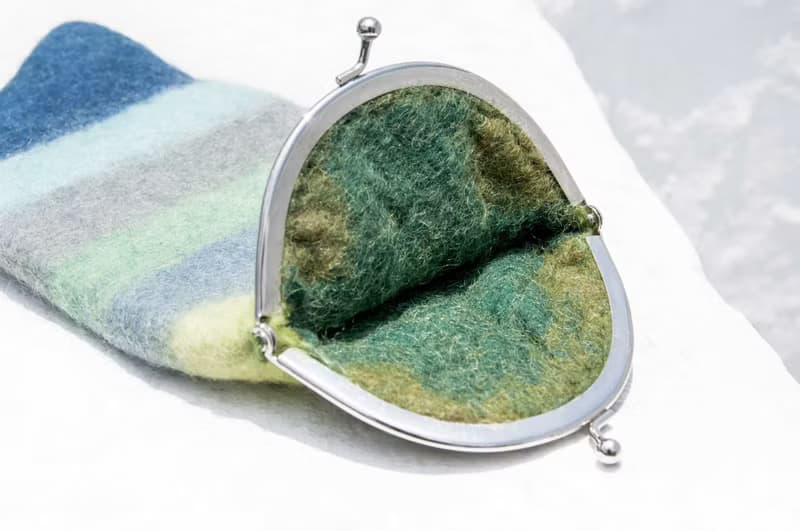 羊毛氈手機袋/iphone手機套/android手機套/動物手機包-彩虹魚兒