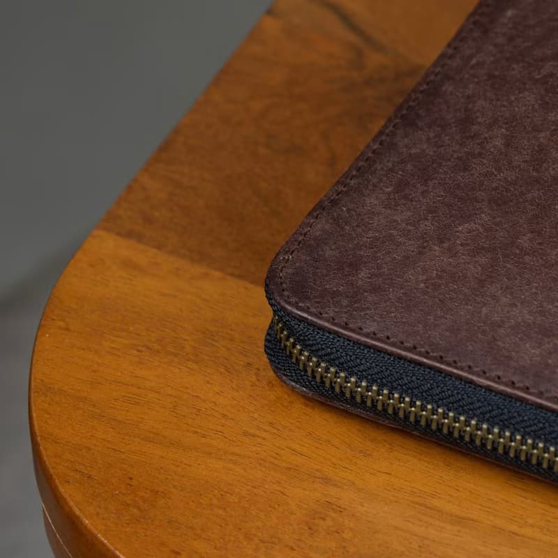 Leather Laptop Case with zippers for MacBook Air, HP Omnibook, Surface Pro
